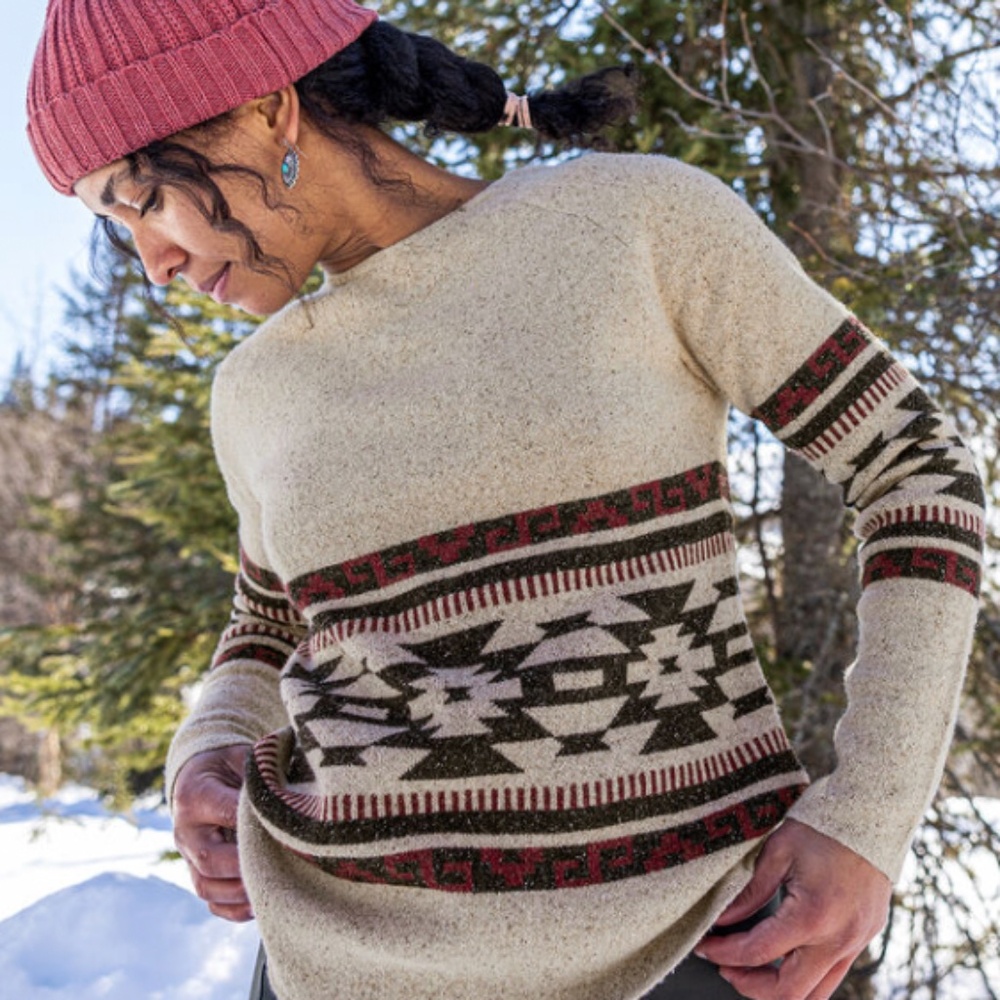 Title Nine Por Vida 2.0 Sweater